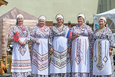 Оренбуржцы отметили День России